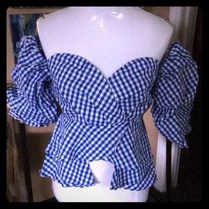 *Brand new* Poplin top floating sleeve